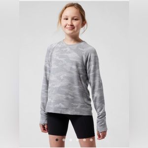Athleta girl cozy sweatshirt - size XL / 14 - mint condition